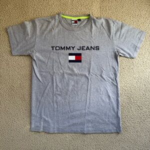 Tommy Jeans Gray T-Shirt